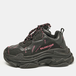 Balenciaga: Чёрные кроссовки  Triple S