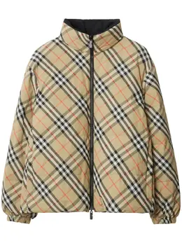 Burberry: Бежевая куртка 