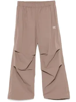 adidas: Светлые брюки  Essentials