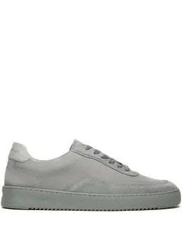 Filling Pieces: Кроссовки 