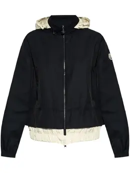 Moncler: Голубая куртка 