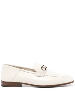 Ferragamo: Белые туфли 