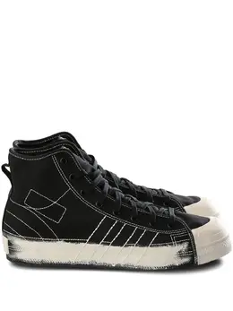 Y-3: Чёрные кроссовки 