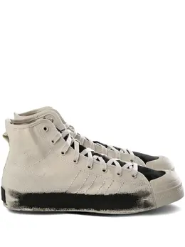 Y-3: Белые кроссовки 
