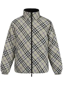 Burberry: Чёрная куртка 