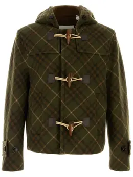 Burberry: Зелёная куртка 