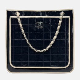 Chanel: Чёрная сумка 