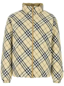 Burberry: Светлая куртка 