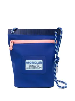 Moncler: Голубая сумка 