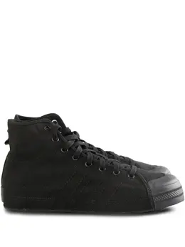 Y-3: Чёрные кроссовки 