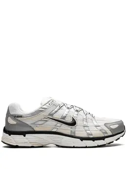 Nike: Кроссовки 