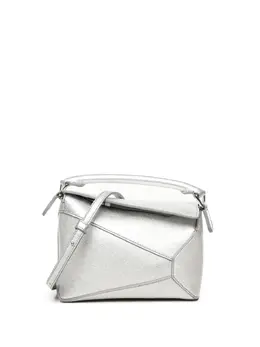 LOEWE: Серебристая сумка 