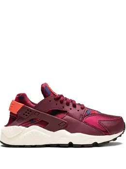 Nike: Бордовые кроссовки  Air Huarache Run
