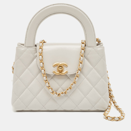 Chanel: Светлая сумка 