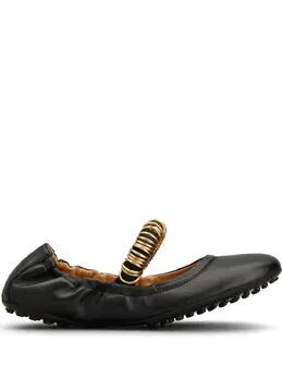 Tod's: Чёрное кольцо 