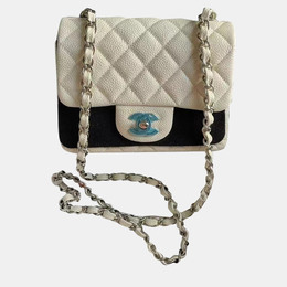 Chanel: Белая сумка 