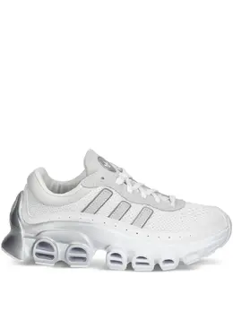 adidas: Белые кроссовки 