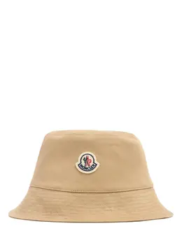 MONCLER: Панама 
