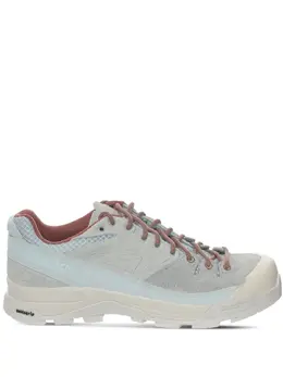 Salomon: Кроссовки 