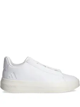 adidas: Белые кроссовки 