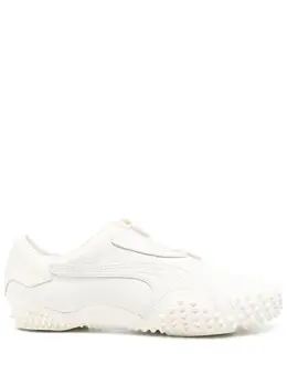 PUMA: Бежевые кроссовки  Mostro