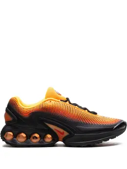 Nike: Оранжевые кроссовки  Air Max