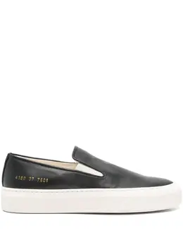 Common Projects: Чёрные кроссовки 