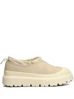 UGG: Бежевые кроссовки  Tasman