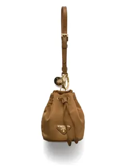 Prada: Коричневая сумка 