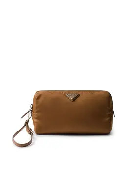 Prada: Косметичка 