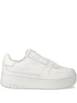 Fila: Белые кроссовки 