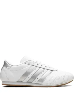 adidas: Белые кроссовки 