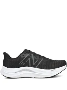 New Balance: Чёрные кроссовки  FuelCell