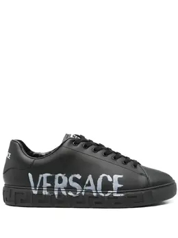Versace: Чёрные кроссовки  Greca