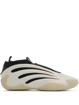adidas: Белые кроссовки  Harden