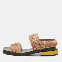 Gucci: Бежевые сандалии 