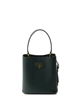 Prada: Тёмная сумка 