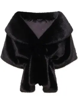 Unreal Fur: Чёрный плащ 