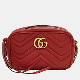 Gucci: Красная сумка через плечо  GG Marmont