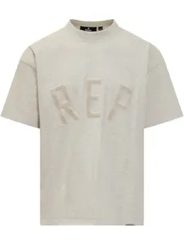 Represent: Светлая футболка 