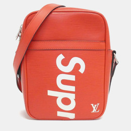Louis Vuitton: Красная сумка 