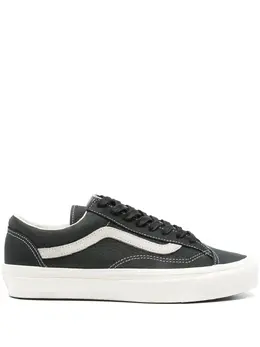 Vans: Чёрные кроссовки 