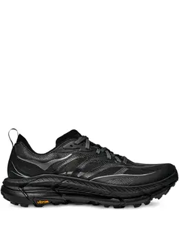 HOKA: Чёрные кроссовки 