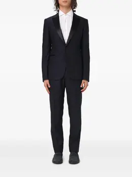 Emporio Armani: Синий костюм 