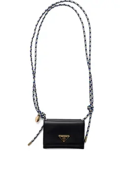 Prada: Чёрный картхолдер 