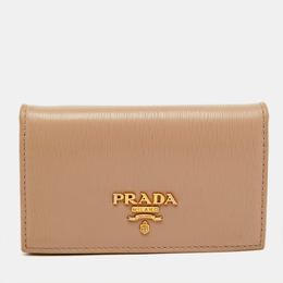 Prada: Обложка 