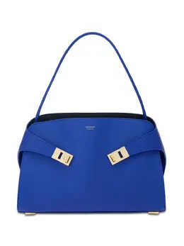 Ferragamo: Голубая сумка 