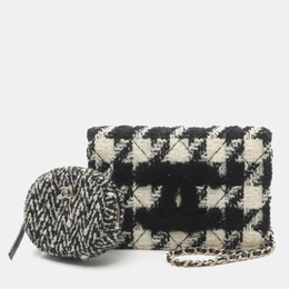 Chanel: Чёрная сумка 