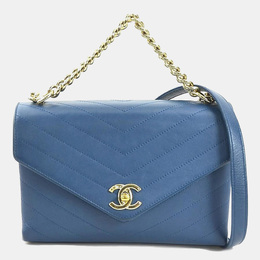 Chanel: Голубая сумка 