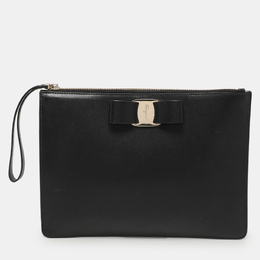 Salvatore Ferragamo: Чёрный клатч  Vara Bow